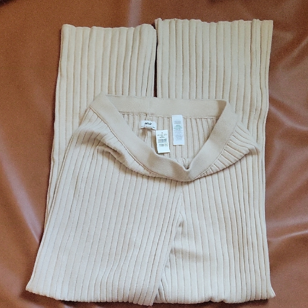 Aerie High Waisted Sweater Pants NWT